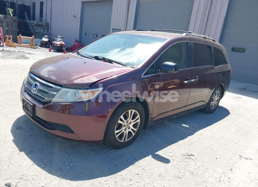 Photo 2 of 2011 Honda Odyssey EX-L (VIN 5FNRL5H69BB078950)