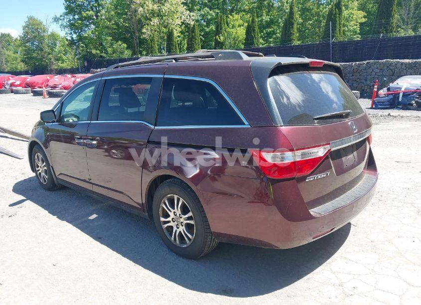 Photo 3 of 2011 Honda Odyssey EX-L (VIN 5FNRL5H69BB078950)