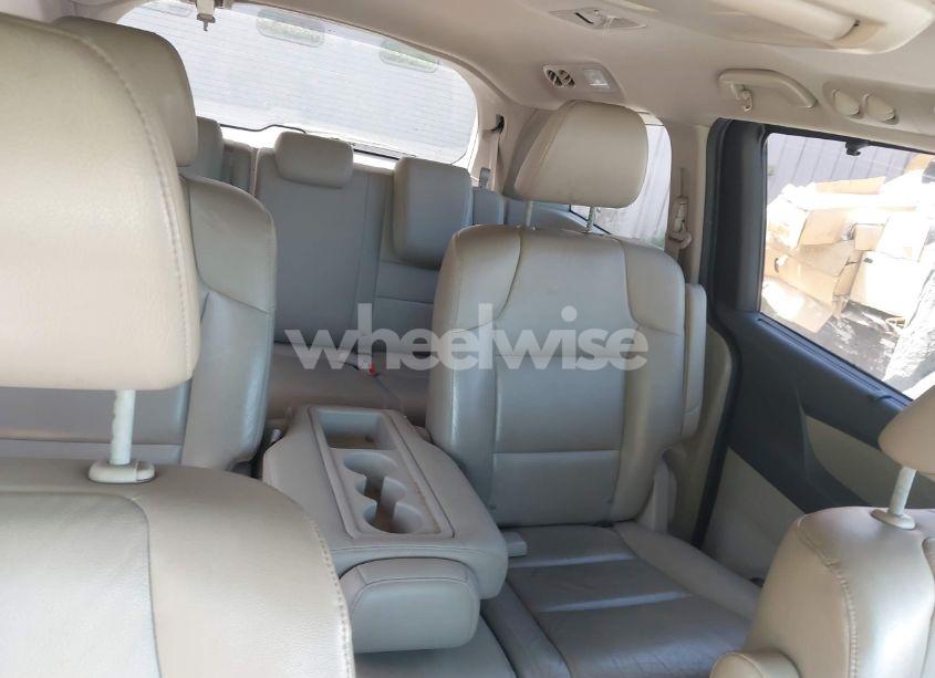 Photo 8 of 2011 Honda Odyssey EX-L (VIN 5FNRL5H69BB078950)