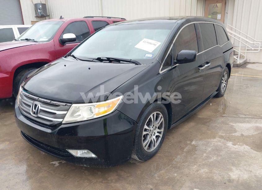 Photo 2 of 2011 Honda Odyssey EX-L (VIN 5FNRL5H69BB088443)