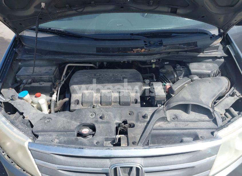 Photo 10 of 2011 Honda Odyssey EX-L (VIN 5FNRL5H69BB092752)