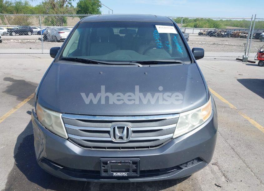 Photo 12 of 2011 Honda Odyssey EX-L (VIN 5FNRL5H69BB092752)