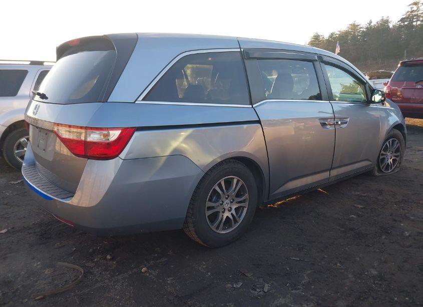 Photo 4 of 2011 Honda Odyssey EX-L (VIN 5FNRL5H69BB101188)