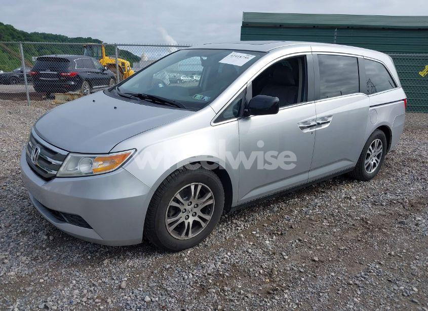 Photo 2 of 2012 Honda Odyssey EX-L (VIN 5FNRL5H69CB030799)