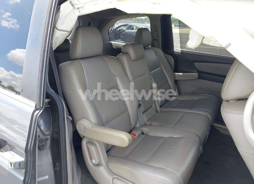 Photo 8 of 2012 Honda Odyssey EX-L (VIN 5FNRL5H69CB060174)