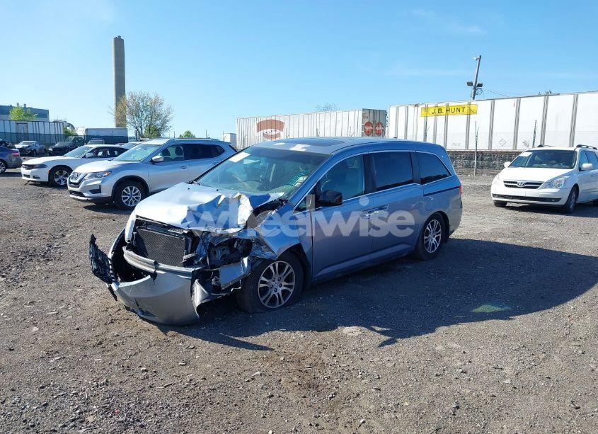 Photo 2 of 2012 Honda Odyssey EX-L (VIN 5FNRL5H69CB061843)