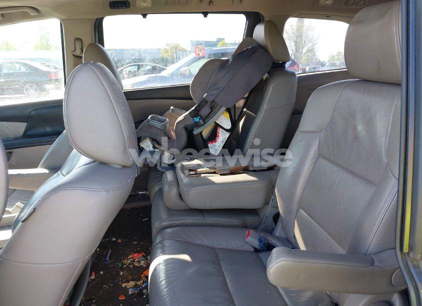 Photo 8 of 2012 Honda Odyssey EX-L (VIN 5FNRL5H69CB061843)