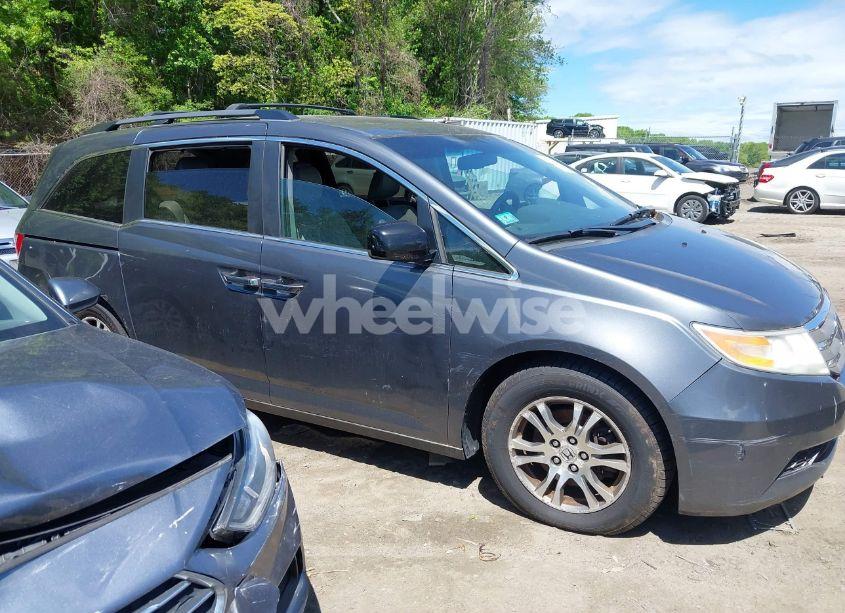 Photo 13 of 2012 Honda Odyssey EX-L (VIN 5FNRL5H69CB065990)