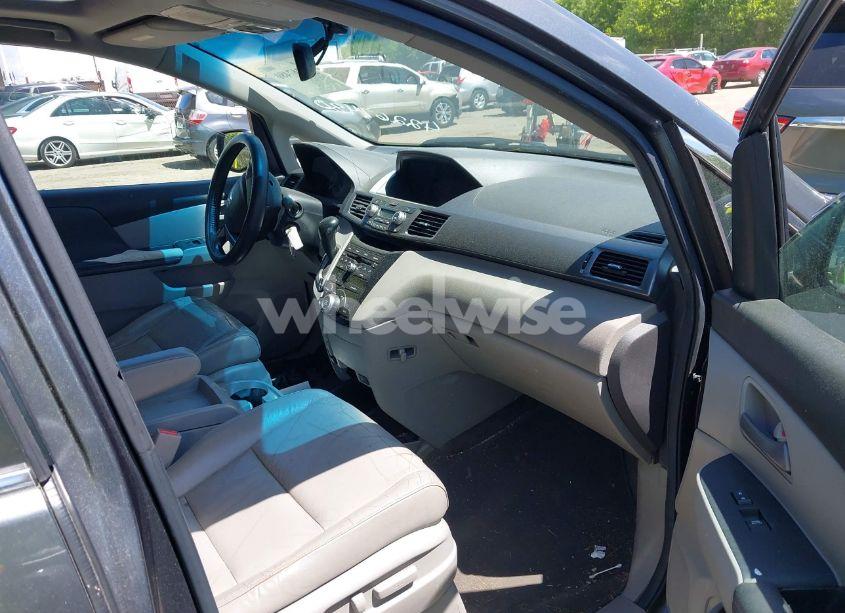 Photo 5 of 2012 Honda Odyssey EX-L (VIN 5FNRL5H69CB065990)