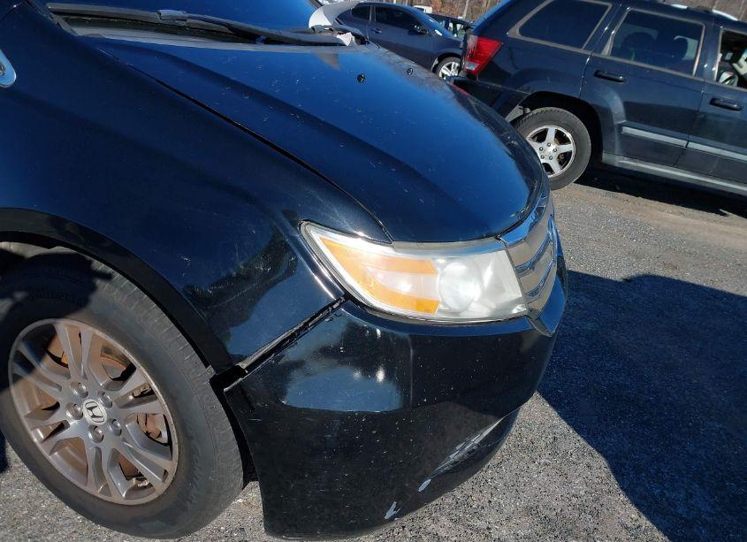 Photo 6 of 2013 Honda Odyssey EX-L (VIN 5FNRL5H69DB010893)