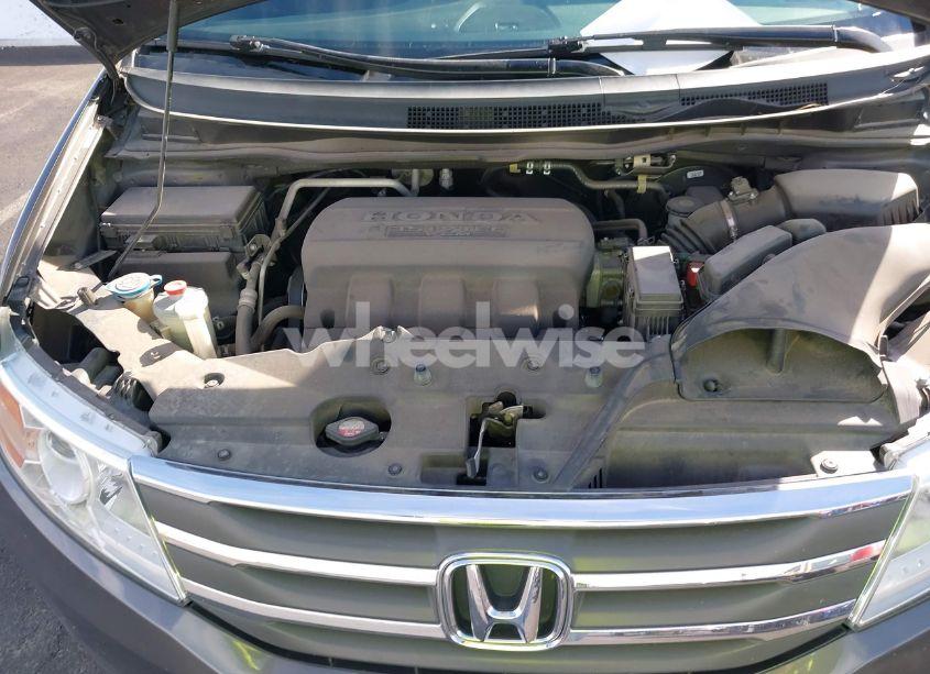 Photo 10 of 2013 Honda Odyssey EX-L (VIN 5FNRL5H69DB036376)