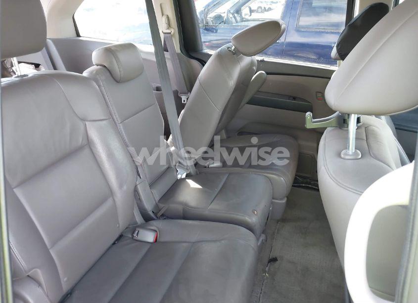Photo 8 of 2013 Honda Odyssey EX-L (VIN 5FNRL5H69DB036376)