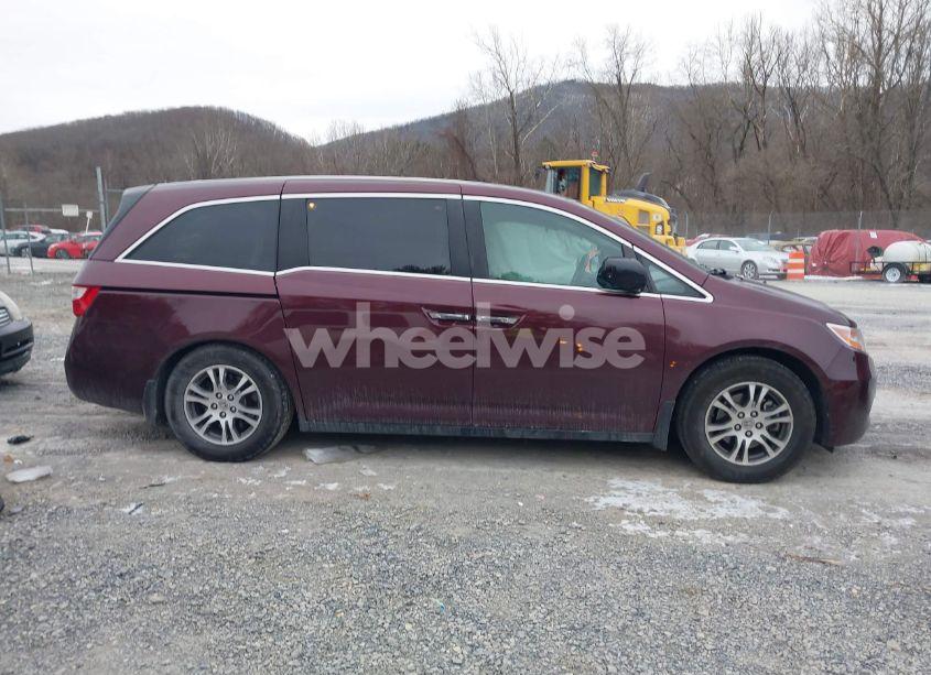 Photo 13 of 2013 Honda Odyssey EX-L (VIN 5FNRL5H69DB037334)