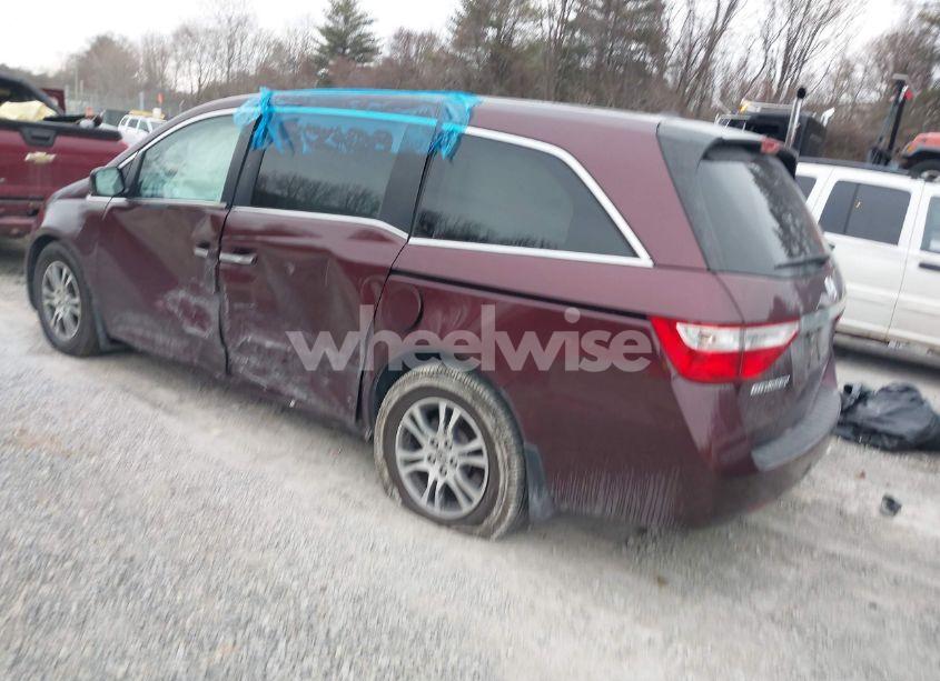 Photo 3 of 2013 Honda Odyssey EX-L (VIN 5FNRL5H69DB037334)