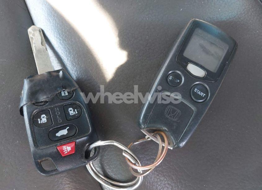 Photo 11 of 2013 Honda Odyssey EX-L (VIN 5FNRL5H69DB052609)