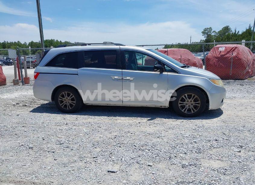 Photo 13 of 2013 Honda Odyssey EX-L (VIN 5FNRL5H69DB055459)