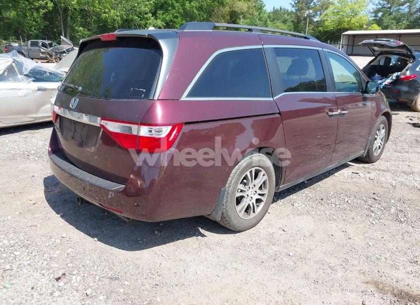 Photo 4 of 2013 Honda Odyssey EX-L (VIN 5FNRL5H69DB080653)