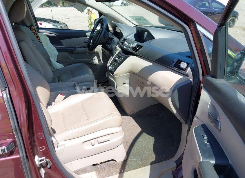 Photo 5 of 2013 Honda Odyssey EX-L (VIN 5FNRL5H69DB080653)