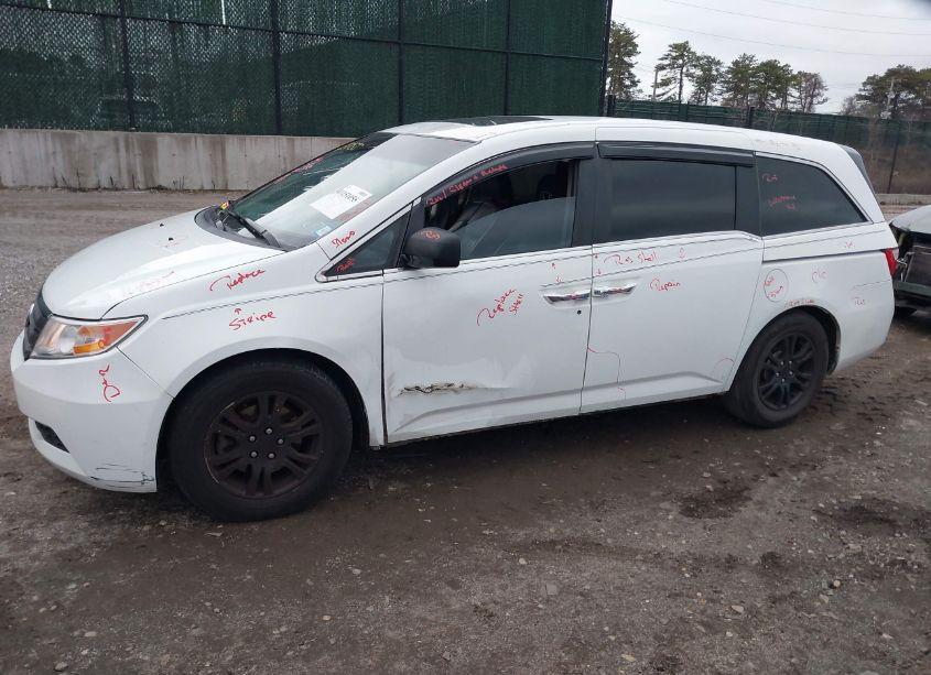 Photo 14 of 2013 Honda Odyssey EX-L (VIN 5FNRL5H69DB086680)