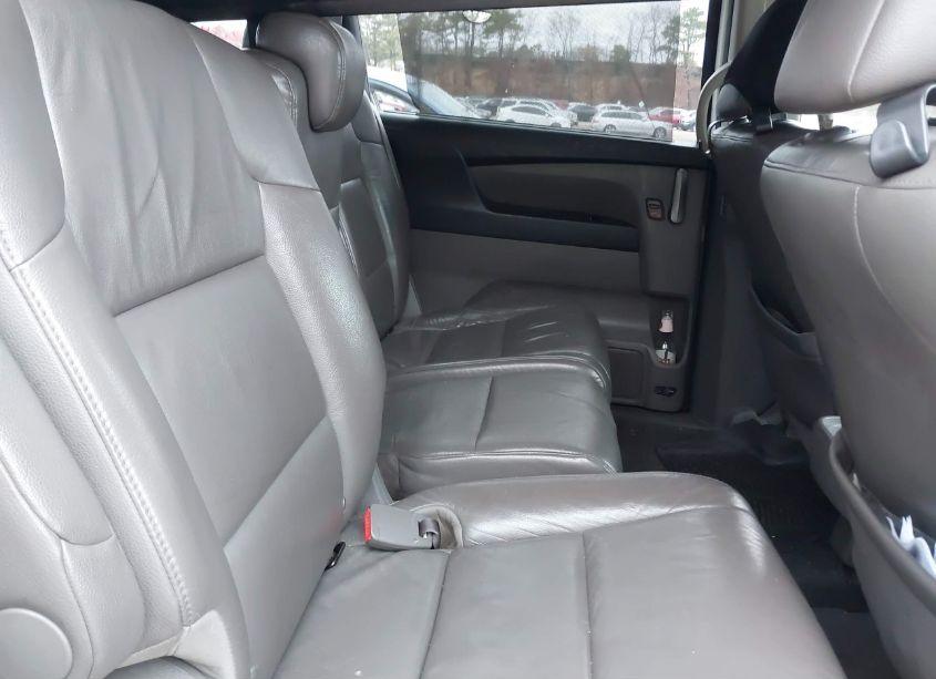 Photo 8 of 2013 Honda Odyssey EX-L (VIN 5FNRL5H69DB086680)