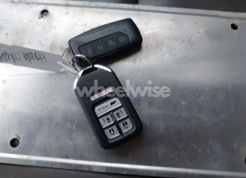 Photo 11 of 2014 Honda Odyssey EX-L (VIN 5FNRL5H69EB003489)
