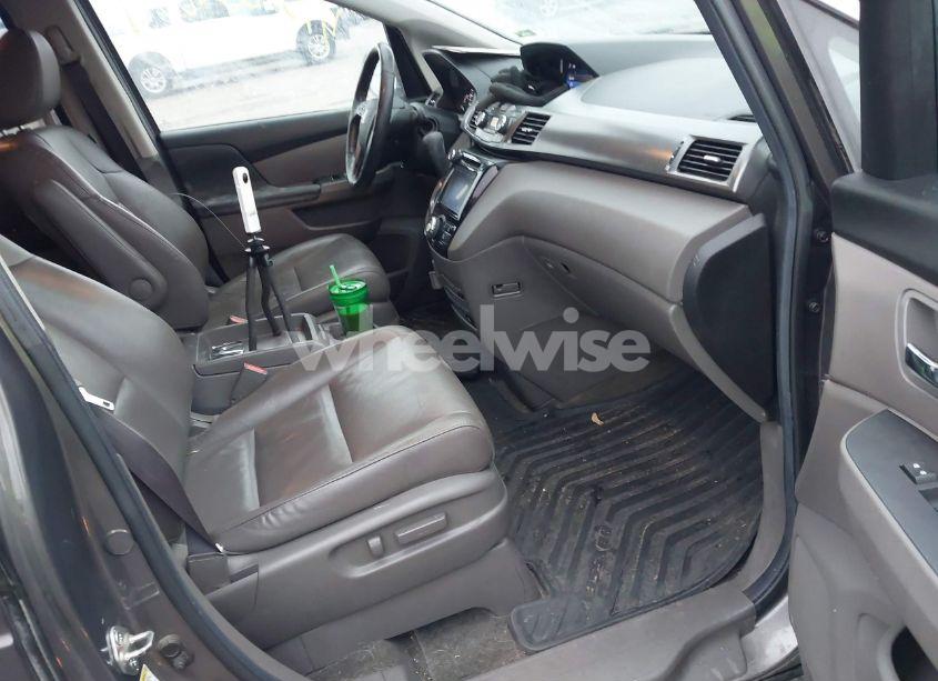 Photo 5 of 2014 Honda Odyssey EX-L (VIN 5FNRL5H69EB003489)