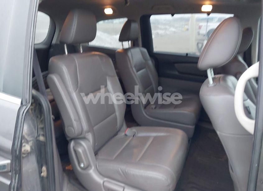 Photo 8 of 2014 Honda Odyssey EX-L (VIN 5FNRL5H69EB003489)