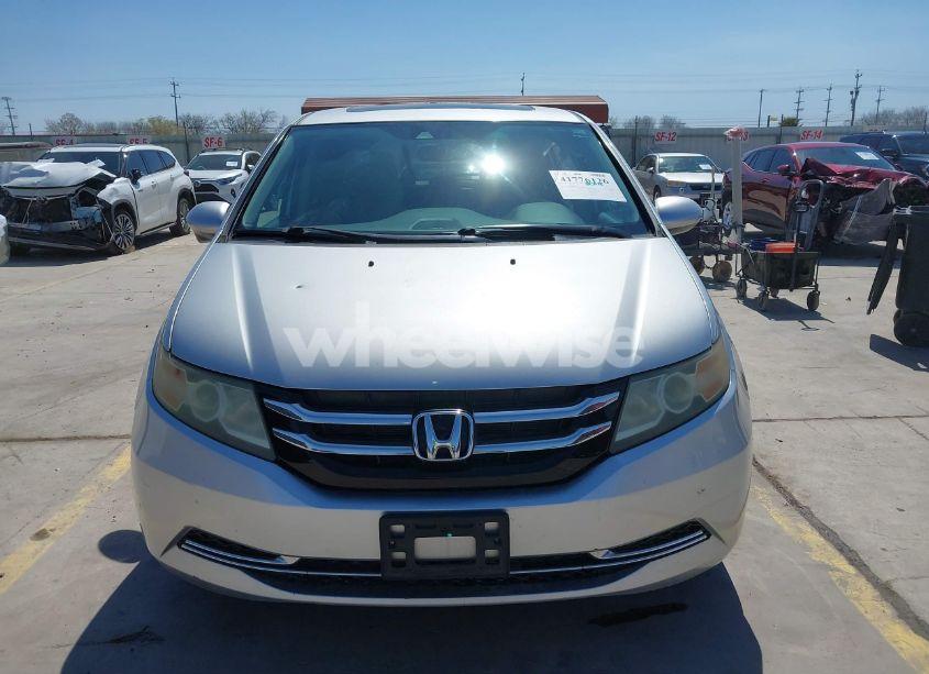Photo 12 of 2014 Honda Odyssey EX-L (VIN 5FNRL5H69EB012080)