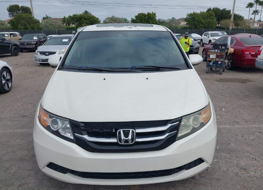 Photo 12 of 2014 Honda Odyssey EX-L (VIN 5FNRL5H69EB031342)