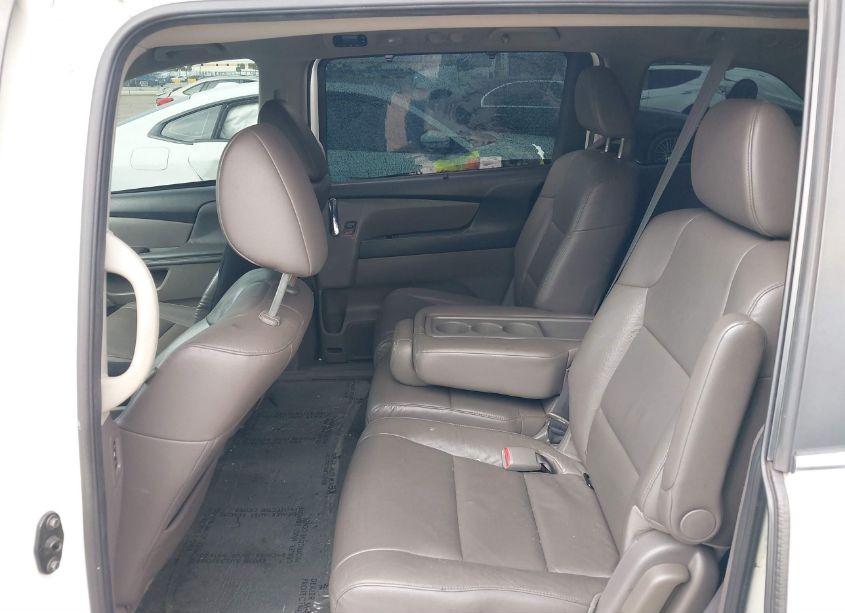 Photo 8 of 2014 Honda Odyssey EX-L (VIN 5FNRL5H69EB031342)