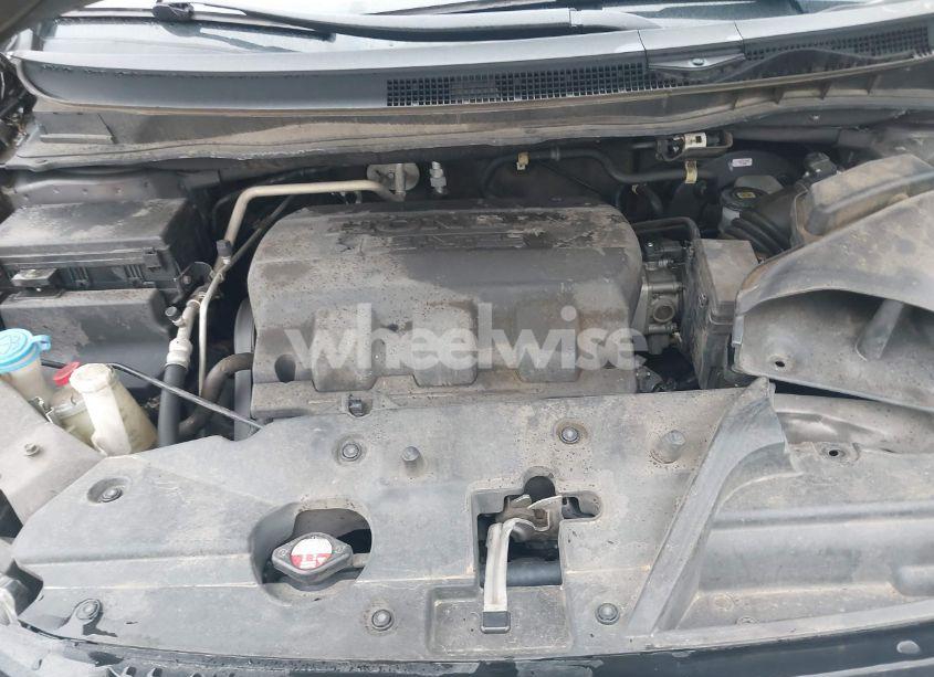 Photo 10 of 2014 Honda Odyssey EX-L (VIN 5FNRL5H69EB038680)