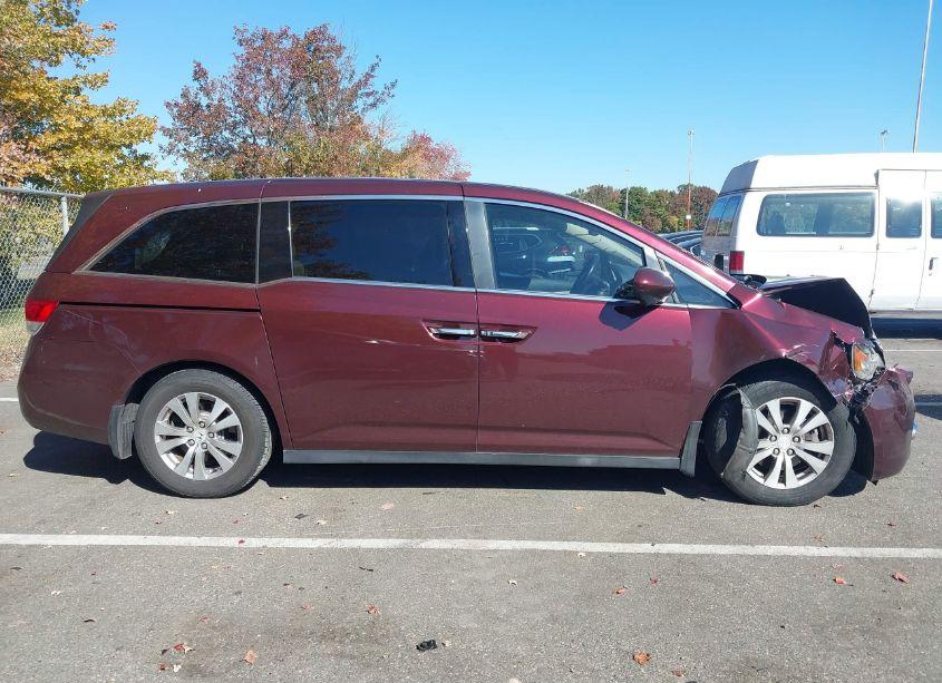 Photo 13 of 2014 Honda Odyssey EX-L (VIN 5FNRL5H69EB039702)