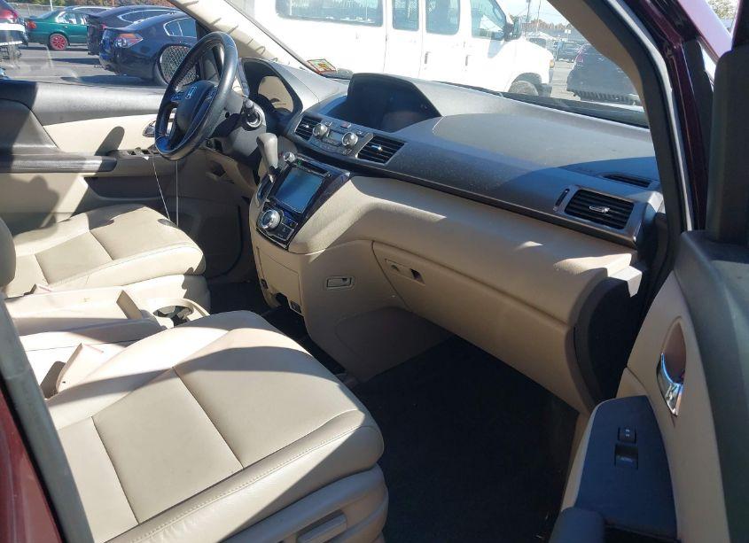 Photo 5 of 2014 Honda Odyssey EX-L (VIN 5FNRL5H69EB039702)