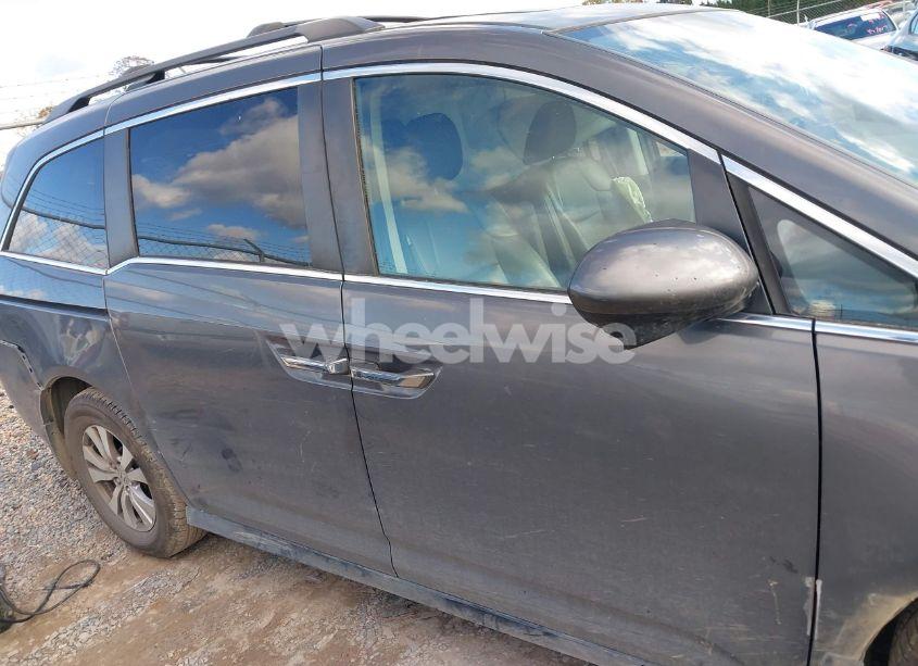 Photo 13 of 2014 Honda Odyssey EX-L (VIN 5FNRL5H69EB093078)