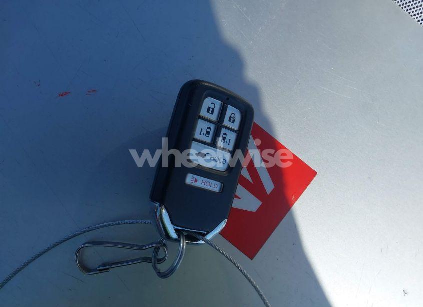 Photo 11 of 2014 Honda Odyssey EX-L (VIN 5FNRL5H69EB093470)