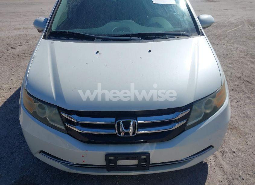 Photo 12 of 2014 Honda Odyssey EX-L (VIN 5FNRL5H69EB093470)