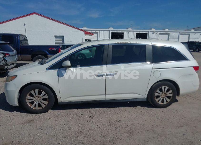 Photo 14 of 2014 Honda Odyssey EX-L (VIN 5FNRL5H69EB093470)