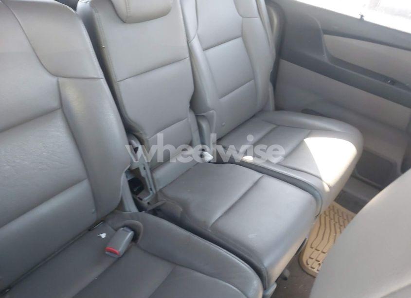Photo 8 of 2014 Honda Odyssey EX-L (VIN 5FNRL5H69EB093470)