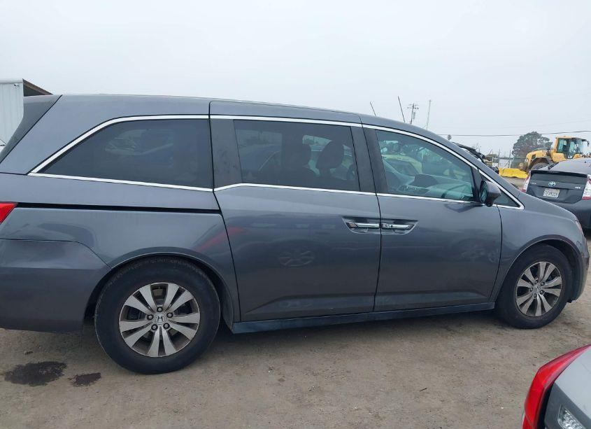 Photo 13 of 2014 Honda Odyssey EX-L (VIN 5FNRL5H69EB123213)
