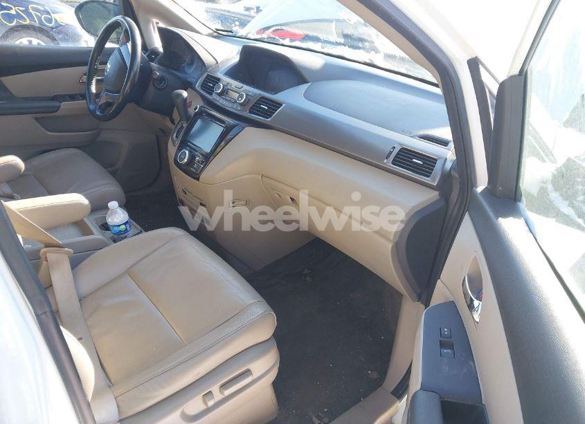Photo 5 of 2014 Honda Odyssey EX-L (VIN 5FNRL5H69EB139329)