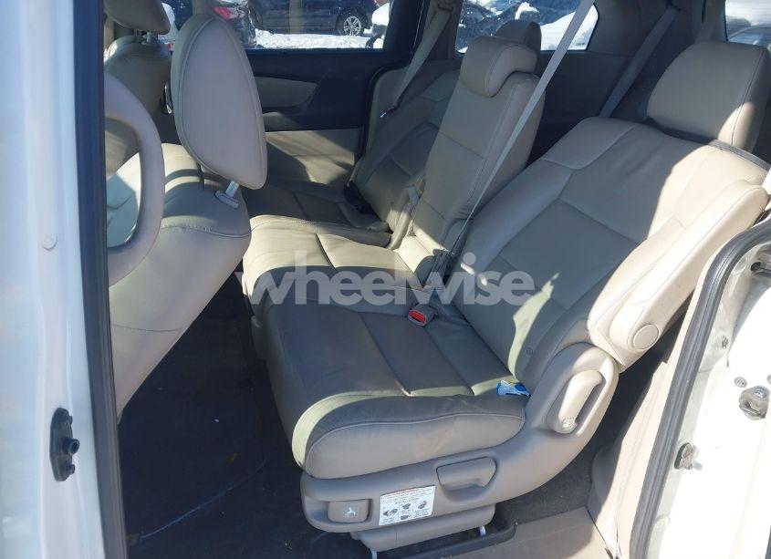Photo 8 of 2014 Honda Odyssey EX-L (VIN 5FNRL5H69EB139329)