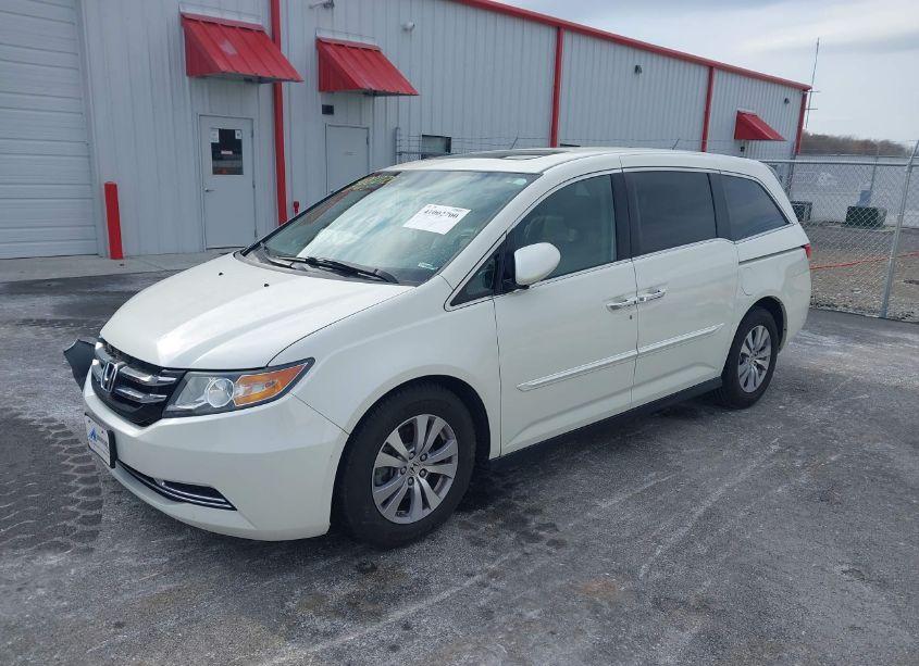 Photo 2 of 2015 Honda Odyssey EX-L (VIN 5FNRL5H69FB020455)