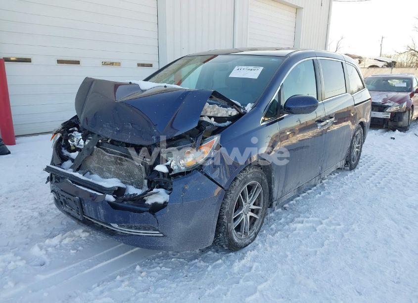 Photo 2 of 2015 Honda Odyssey EX-L (VIN 5FNRL5H69FB048403)