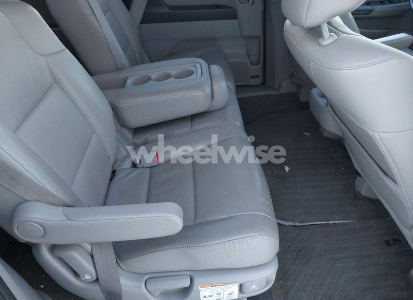 Photo 8 of 2015 Honda Odyssey EX-L (VIN 5FNRL5H69FB048403)