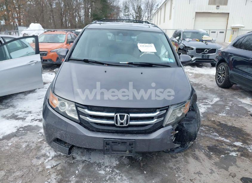 Photo 11 of 2015 Honda Odyssey EX-L (VIN 5FNRL5H69FB067484)