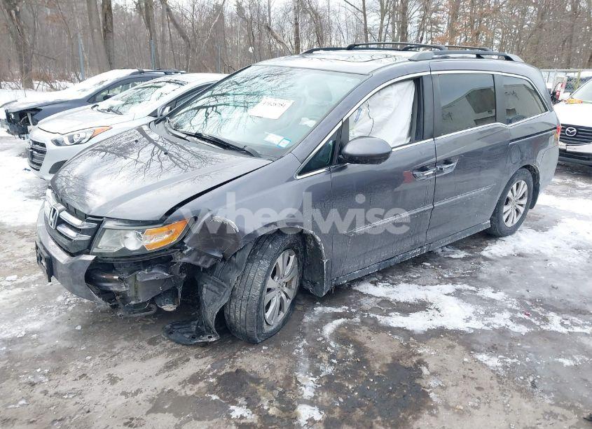 Photo 2 of 2015 Honda Odyssey EX-L (VIN 5FNRL5H69FB067484)