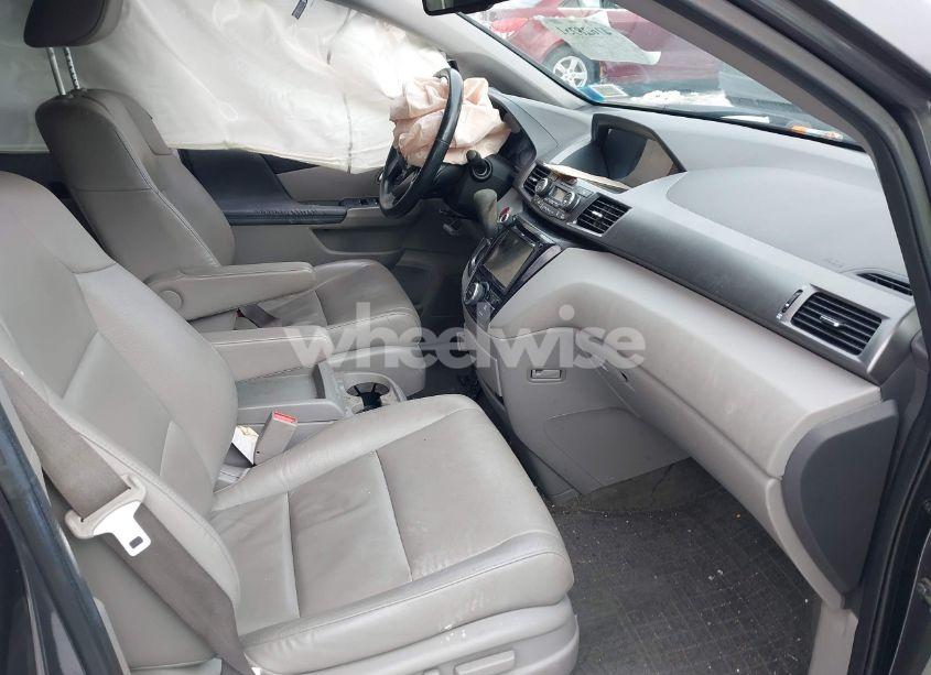 Photo 5 of 2015 Honda Odyssey EX-L (VIN 5FNRL5H69FB067484)