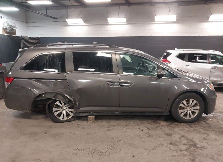 Photo 13 of 2015 Honda Odyssey EX-L (VIN 5FNRL5H69FB128798)