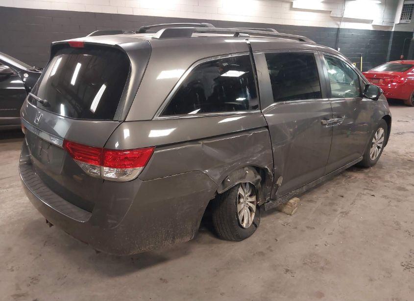 Photo 4 of 2015 Honda Odyssey EX-L (VIN 5FNRL5H69FB128798)