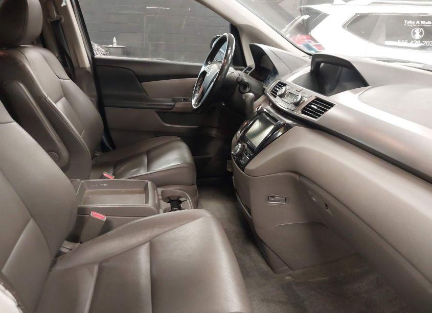 Photo 5 of 2015 Honda Odyssey EX-L (VIN 5FNRL5H69FB128798)